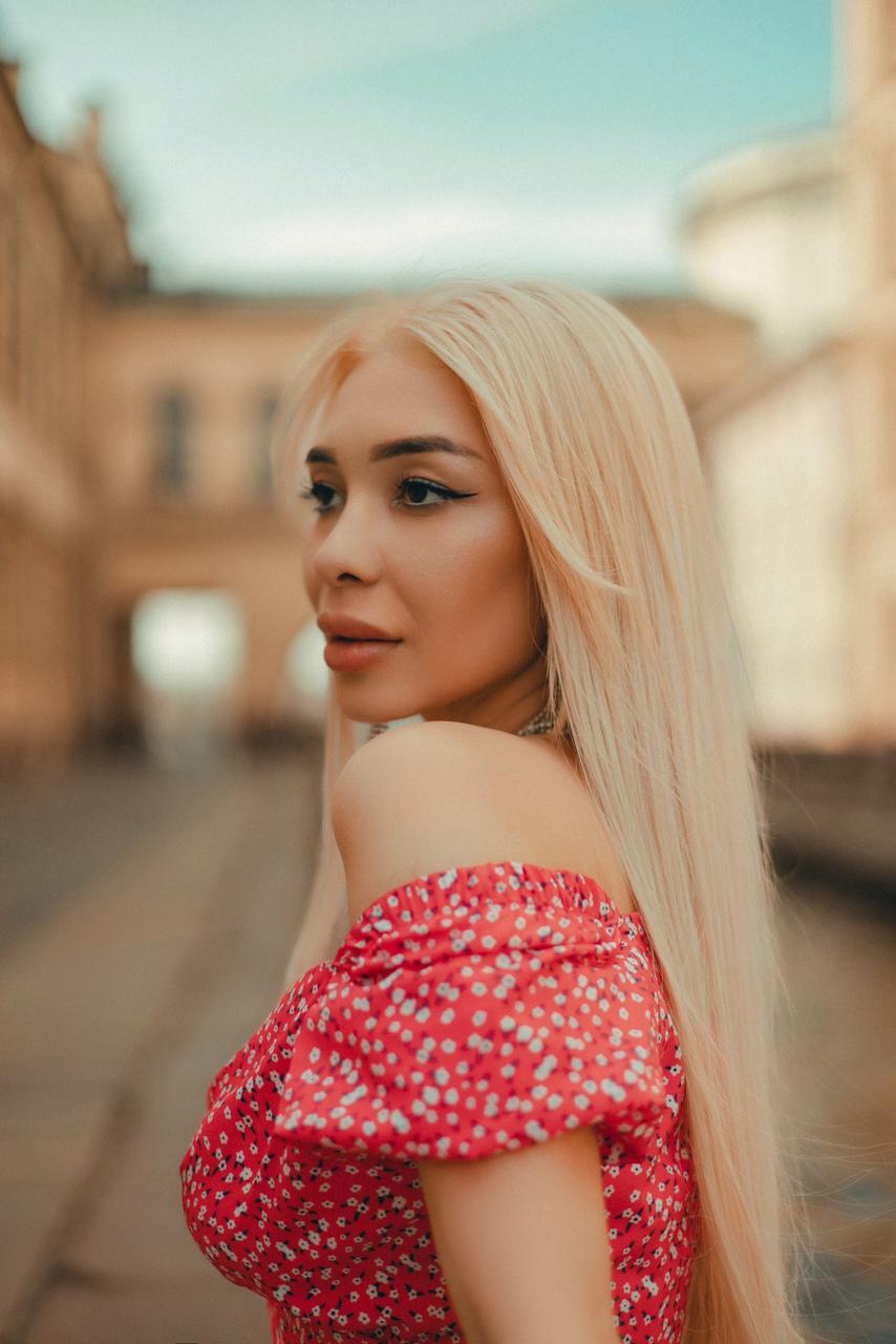 Путана Санкт-Петербурга Александра +7(981)925-55-96